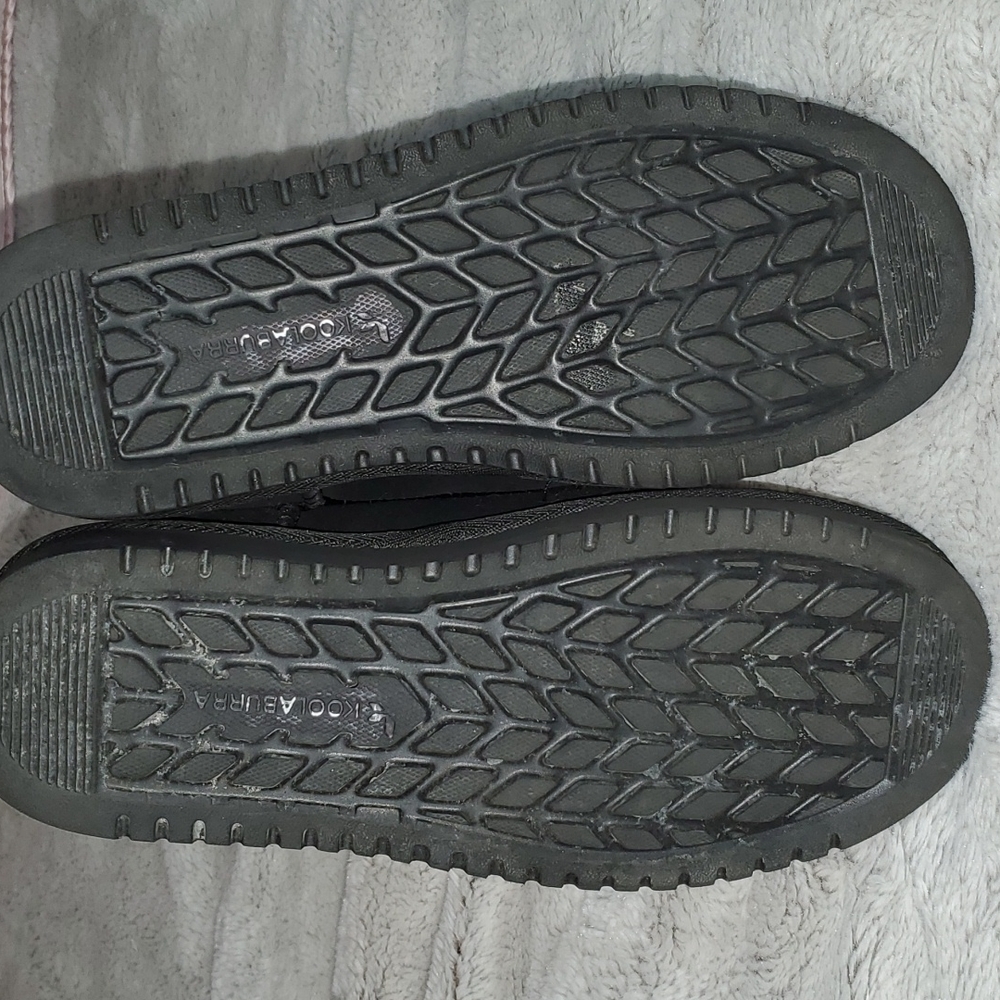 KOOLABURRA by UGG Black Faux Suede and Fur Lined Flat Heel Boots-NWOT-US… - Picture 9 of 13